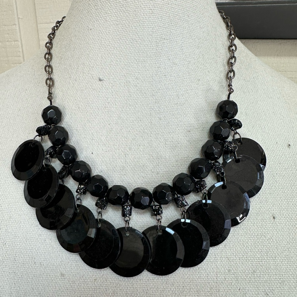 Drippy black disc bead dangle necklace